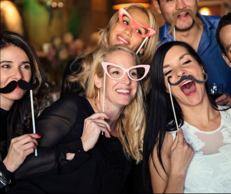 Why Hiring a Photo Booth for Your Houston Wedding is a Must